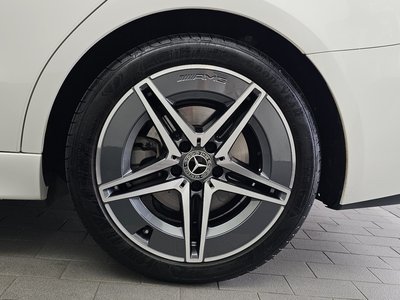 صورة 8 لـ 2025 Mercedes-BENZ C-CLASS