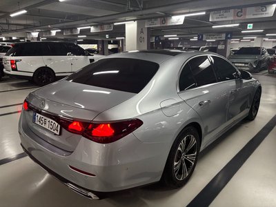 MERCEDES-BENZ E-CLASS - 6