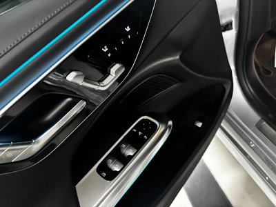 MERCEDES-BENZ E-CLASS - 8