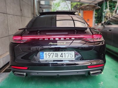 PORSCHE PANAMERA - 2