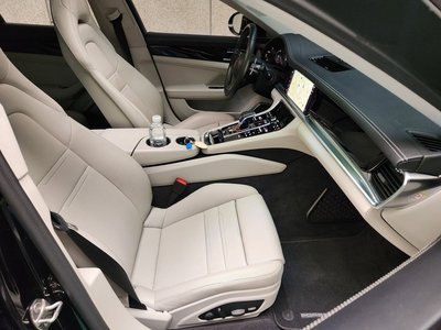 PORSCHE PANAMERA - 9