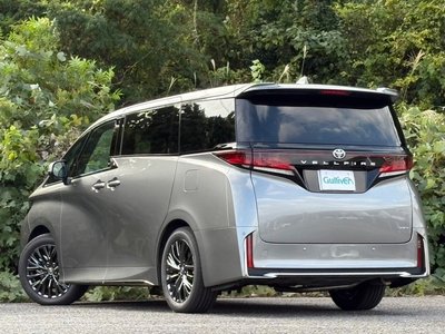 TOYOTA VELLFIRE - 5