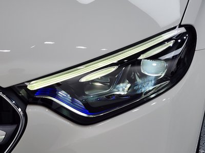 صورة 9 لـ 2023 Mercedes-BENZ GLC