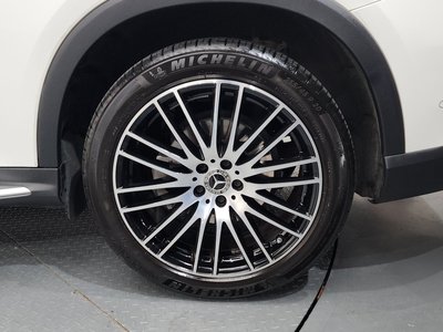 صورة 8 لـ 2023 Mercedes-BENZ GLC