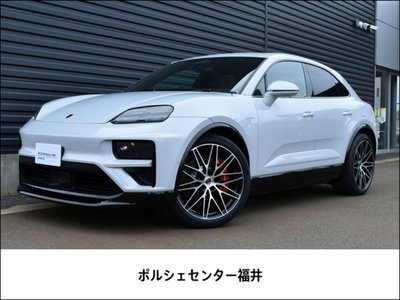 PORSCHE MACAN - 1