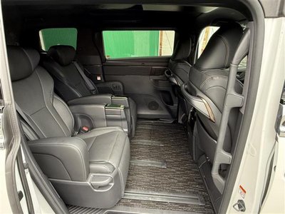 صورة مصغرة 28 لـ 2024 Toyota ALPHARD
