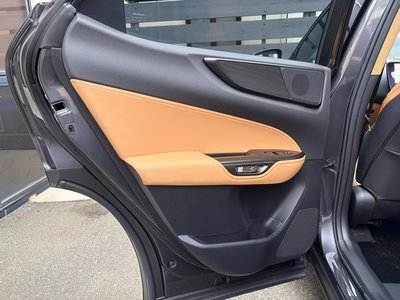 صورة مصغرة 38 لـ 2022 Lexus NX