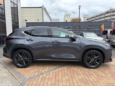 صورة مصغرة 15 لـ 2022 Lexus NX