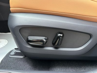 صورة مصغرة 58 لـ 2022 Lexus NX
