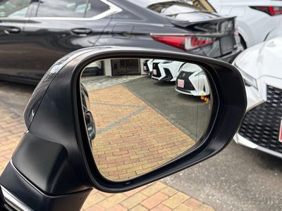 صورة مصغرة 21 لـ 2022 Lexus NX