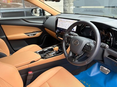صورة مصغرة 28 لـ 2022 Lexus NX