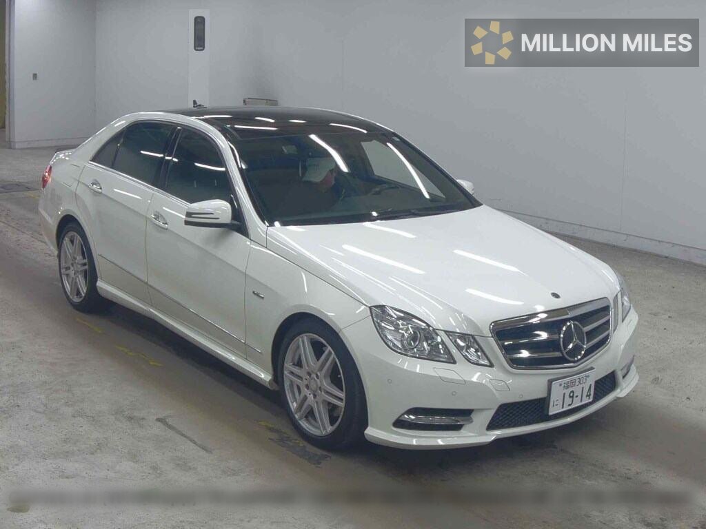 MERCEDES-BENZ E-CLASS - View 1