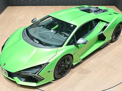 LAMBORGHINI REVUELTO - 8