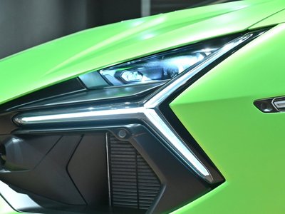 2025 Lamborghini REVUELTO — миниатюра 27