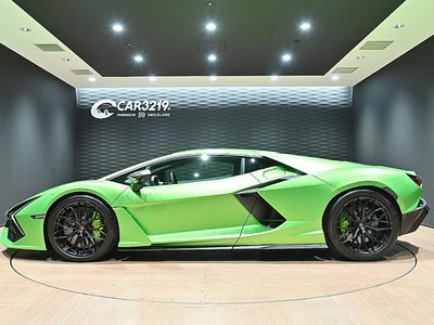 2025 Lamborghini REVUELTO — миниатюра 11