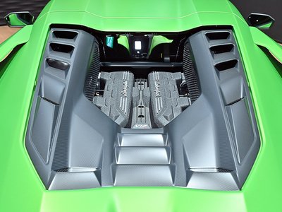 2025 Lamborghini REVUELTO — миниатюра 31