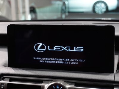 LEXUS IS - 3