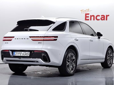 صورة 3 لـ 2024 Genesis GV70