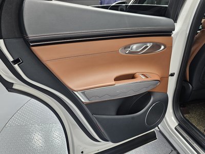 صورة مصغرة 15 لـ 2024 Genesis GV70