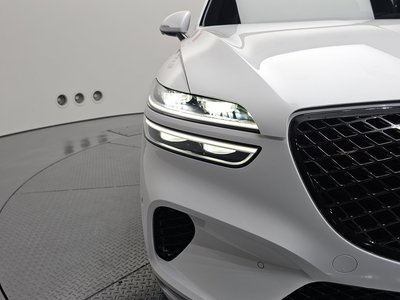 صورة 9 لـ 2024 Genesis GV70