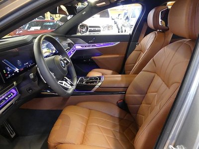 BMW 7 SERIES - 10