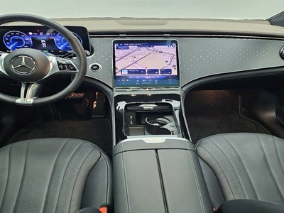 MERCEDES-BENZ EQE - 4