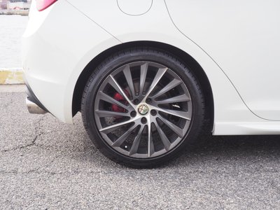 2013 ALFA Romeo JULIETTA 缩略图 48