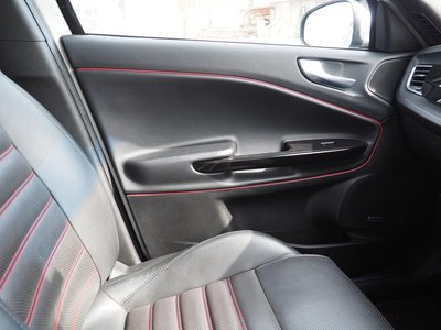 2013 ALFA Romeo JULIETTA 缩略图 14