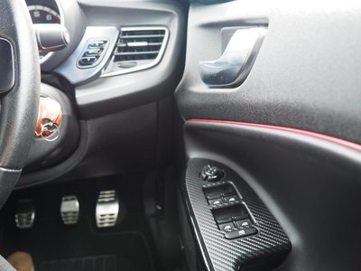 2013 ALFA Romeo JULIETTA 缩略图 18