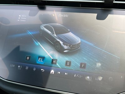 صورة مصغرة 36 لـ 2025 Mercedes-BENZ E-CLASS
