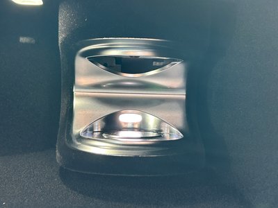 صورة مصغرة 43 لـ 2025 Mercedes-BENZ E-CLASS