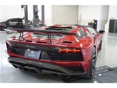 LAMBORGHINI AVENTADOR - 5