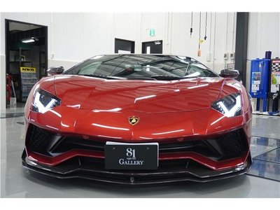 LAMBORGHINI AVENTADOR - 2