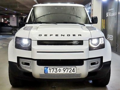 LAND ROVER DEFENDER - 5