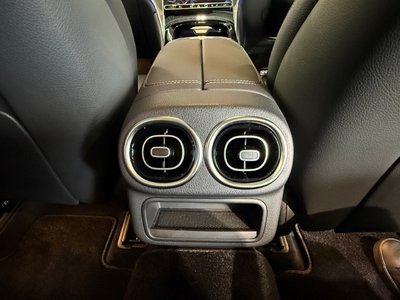 صورة مصغرة 49 لـ 2025 Mercedes-BENZ GLC