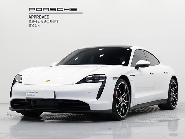 PORSCHE TAYCAN - View 1