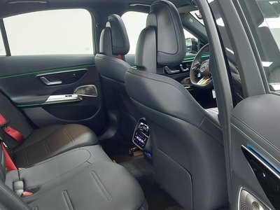 MERCEDES-BENZ E-CLASS - 10