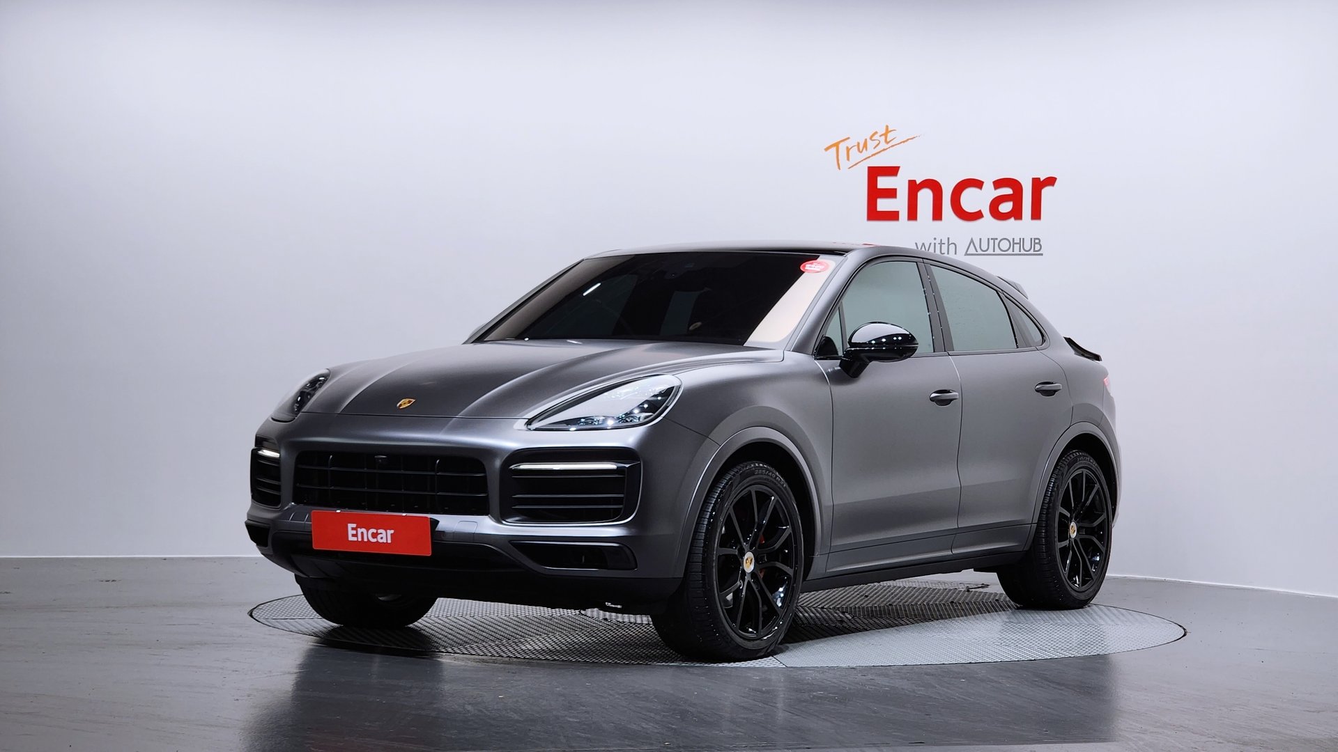 PORSCHE CAYENNE - View 1