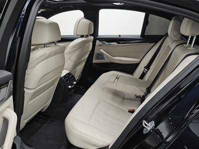 2021 BMW 5 SERIES 缩略图 16