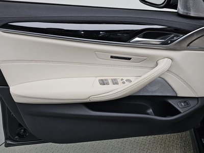 2021 BMW 5 SERIES 缩略图 14