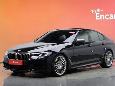 2021 BMW 5 SERIES — фото 1