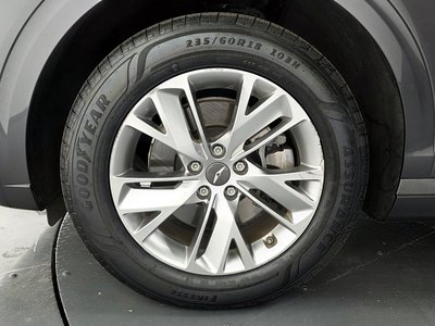 صورة 6 لـ 2021 Genesis GV70