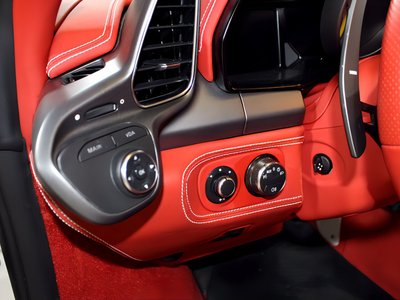 صورة مصغرة 47 لـ 2010 Ferrari 458 ITALIA