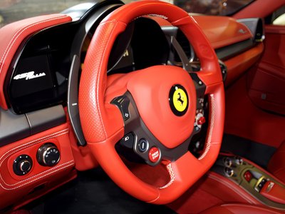صورة مصغرة 3 لـ 2010 Ferrari 458 ITALIA