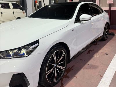 صورة 6 لـ 2025 BMW 5 SERIES