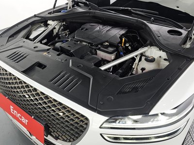 صورة 7 لـ 2021 Genesis GV70