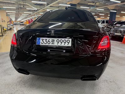 ROLLS-ROYCE GHOST - 6
