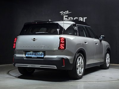 صورة 3 لـ 2025 MINI COOPER COUNTRYMAN ELECTRIC