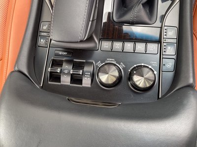 2015 Lexus LX 缩略图 53