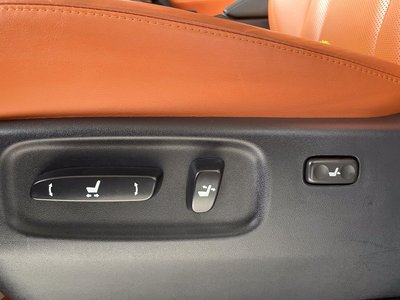 2015 Lexus LX 缩略图 58